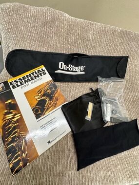 Clarinet Essentials for Beginners with carrying case and cleaning kit